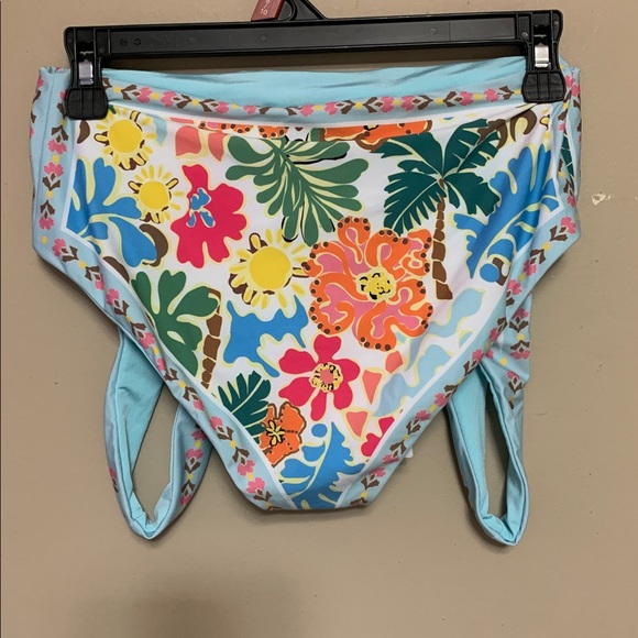 Beach Riot Women’s Small Floral Bikini Set Costal Tropical Vacation Beach - Picture 2 of 9